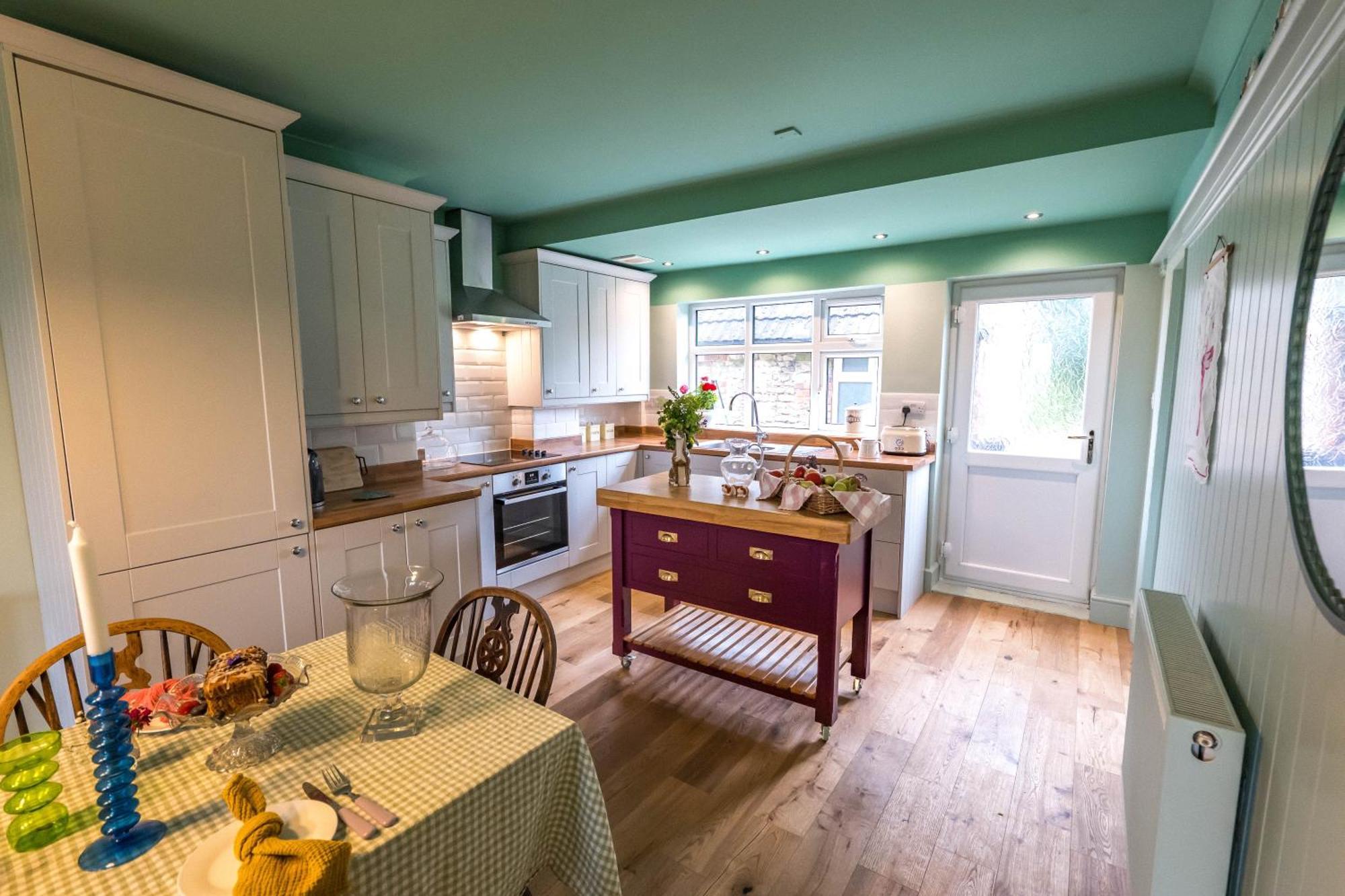 Large Country Cottage, Sleeps 8 - Spa Facilities, Garden Bar, Catering Services, Free Parking, Nature Reserve, Hen Parties Scunthorpe Exterior photo