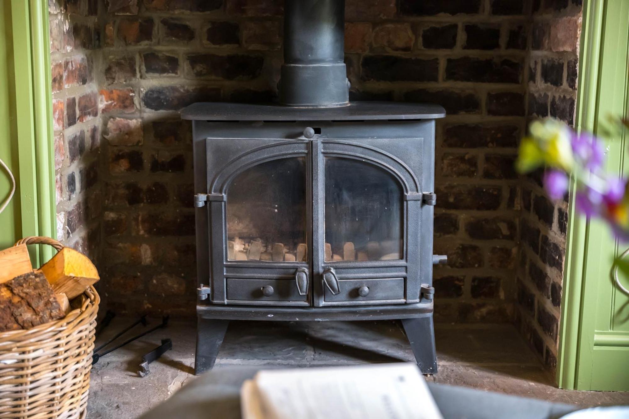 Large Country Cottage, Sleeps 8 - Spa Facilities, Garden Bar, Catering Services, Free Parking, Nature Reserve, Hen Parties Scunthorpe Exterior photo